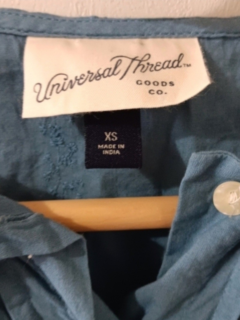 Universal Thread Dusty Blue Peter Pan Collar Puff Sleeve Pintuck Button Up Top - Picture 4 of 8